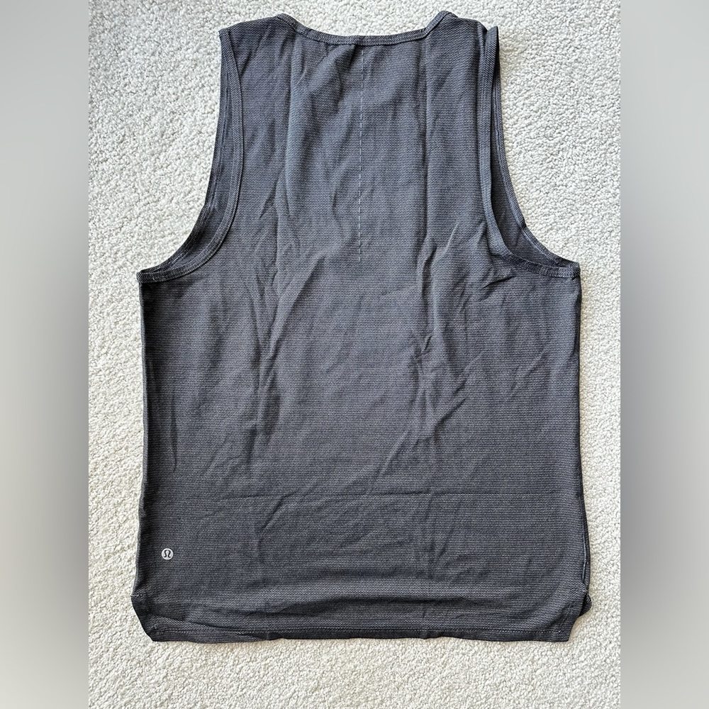 Men’s Lululemon Metal Vent Tech sleeveless tshirt